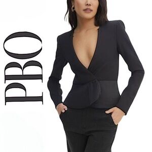 Philosophy Blues.NWT.Gorgeous"NELL" Front snap button blazer.Black.EUR 36.